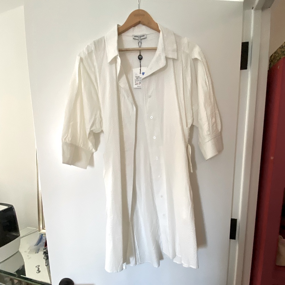 Opening ceremony white